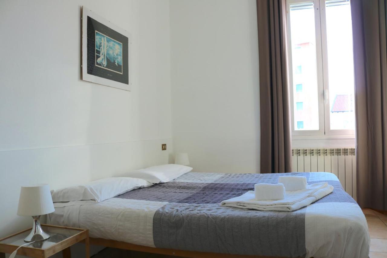 Appartement Le Residenze Della Poetessa à Corsico Extérieur photo