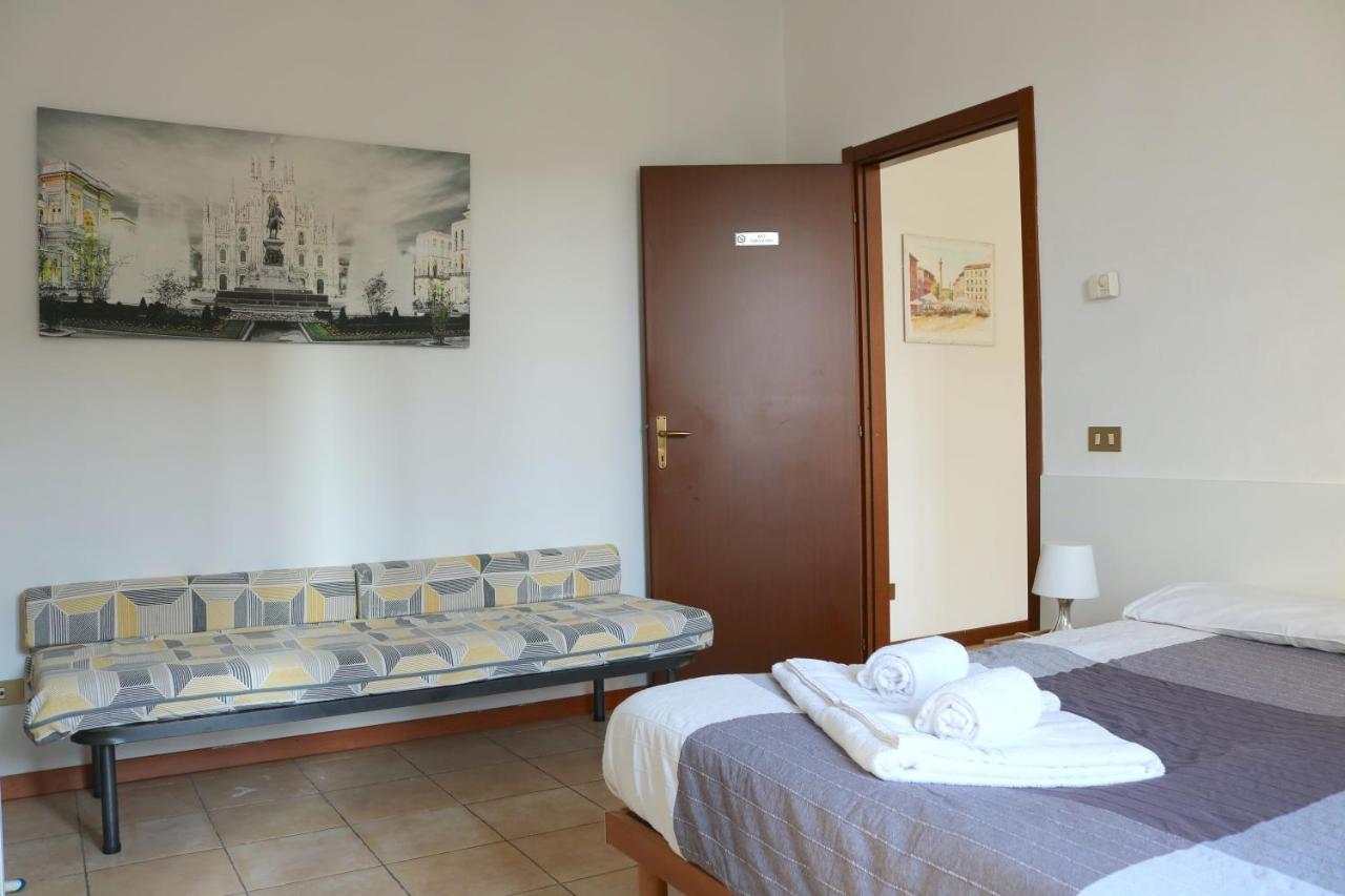 Appartement Le Residenze Della Poetessa à Corsico Extérieur photo