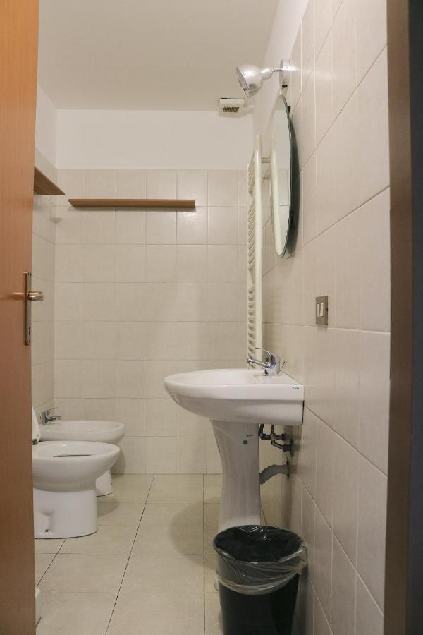Appartement Le Residenze Della Poetessa à Corsico Extérieur photo