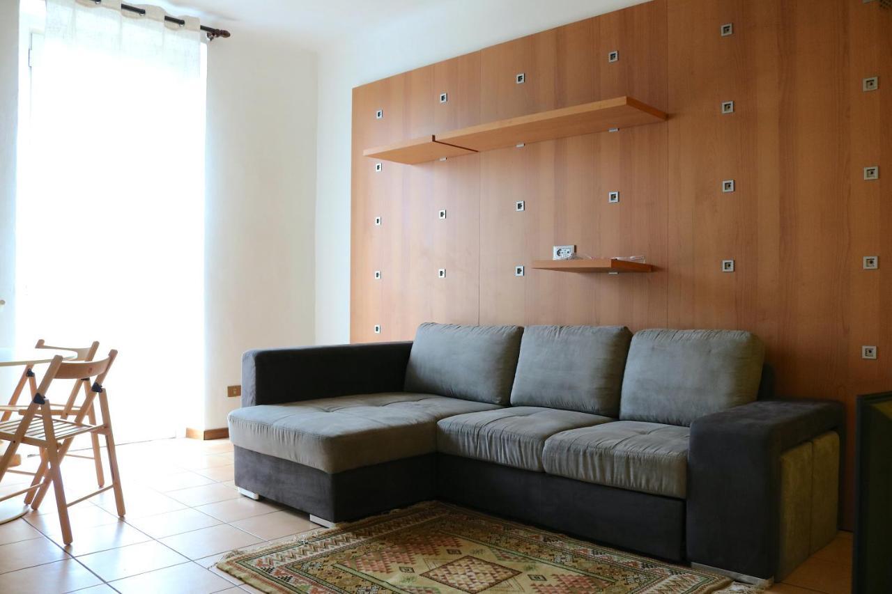 Appartement Le Residenze Della Poetessa à Corsico Extérieur photo