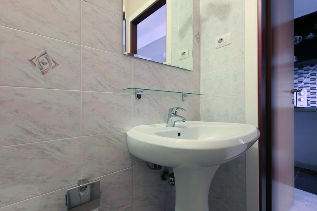 Appartement Le Residenze Della Poetessa à Corsico Extérieur photo