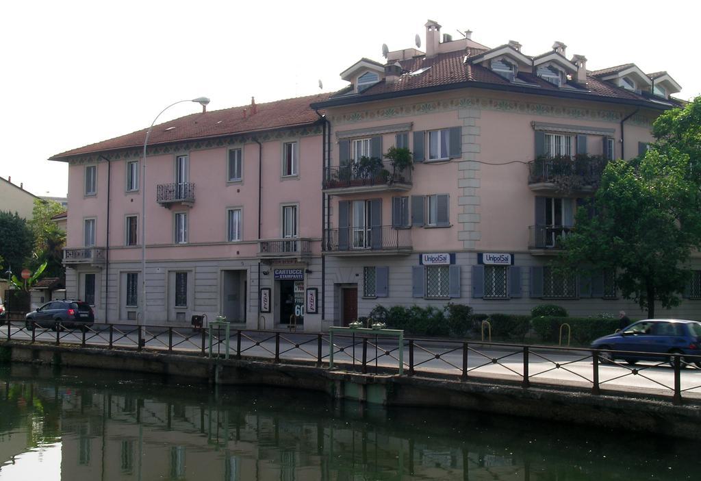 Appartement Le Residenze Della Poetessa à Corsico Extérieur photo